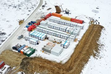 Foldable Buildings and Collapsible Building